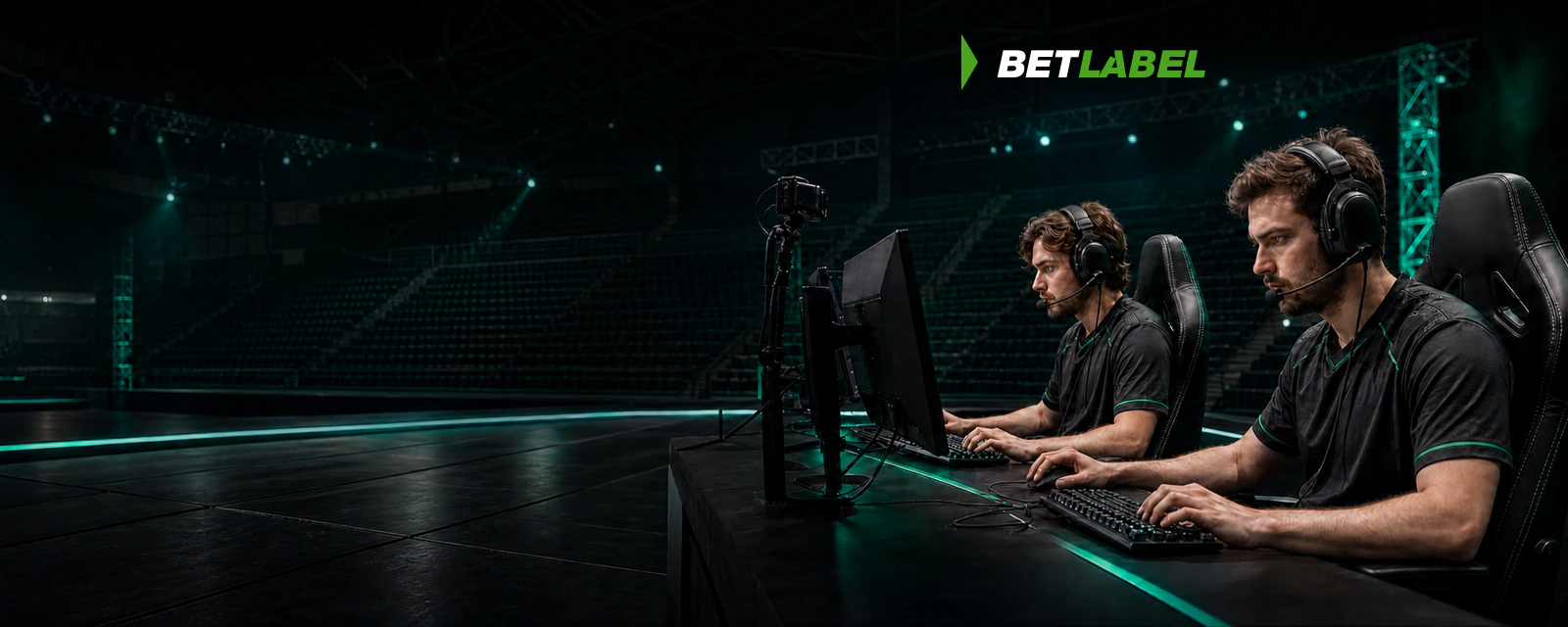 Due giocatori professionisti durante un torneo eSport